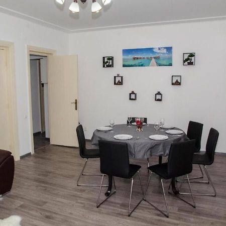 Four Rooms Apartment Central Бухарест Экстерьер фото