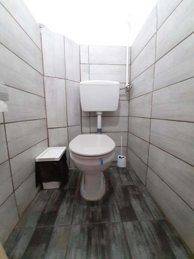 Four Rooms Apartment Central Бухарест Экстерьер фото